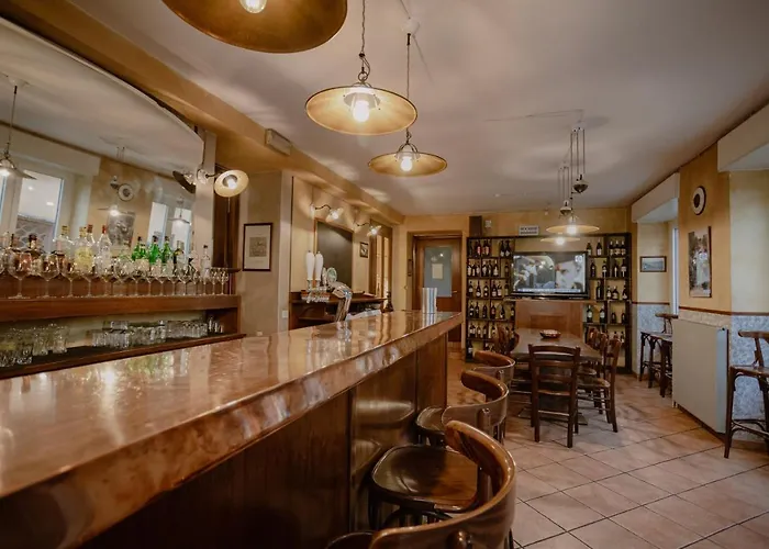 Milano 1873 Отель Брунате